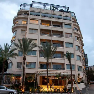 **** Hotell Warwick Palm Libanon