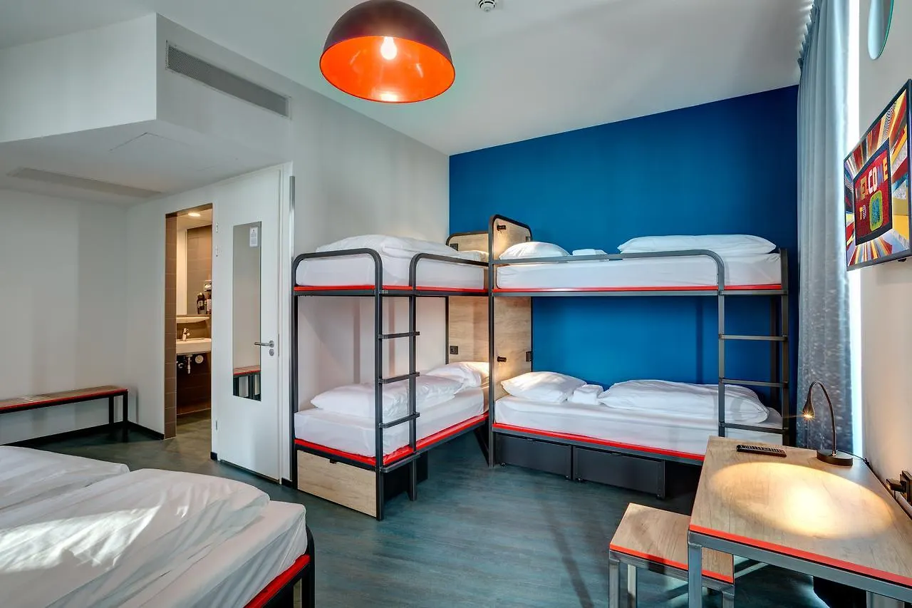 Meininger Hotel Amsterdam Amstel