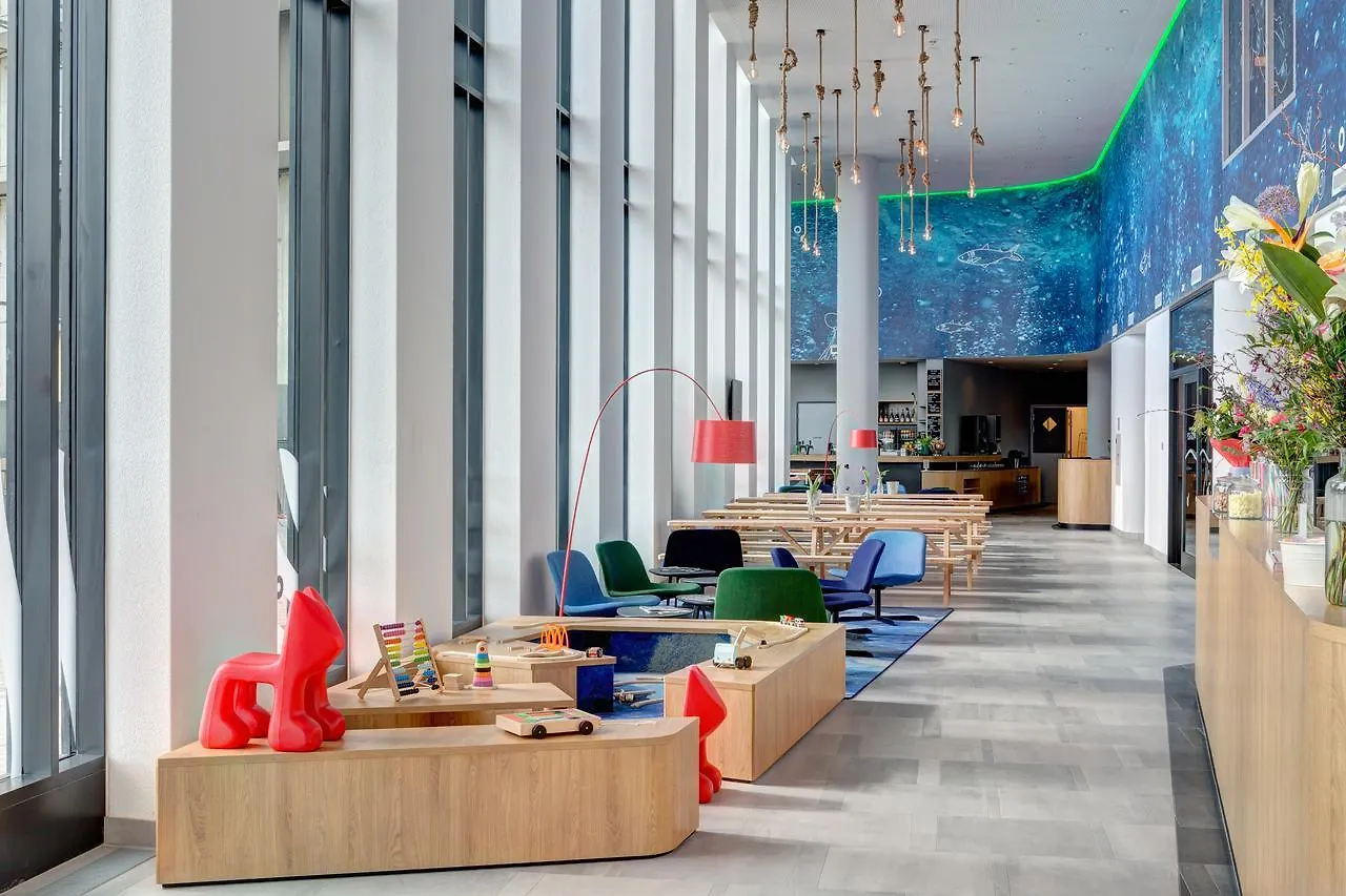 Meininger Hotel Amsterdam Amstel