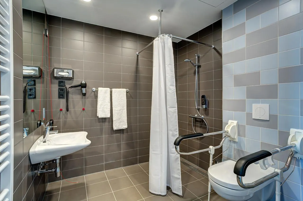 Meininger Hotel Amsterdam Amstel