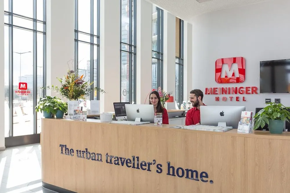 Meininger Hotel Amsterdam Amstel 3*,